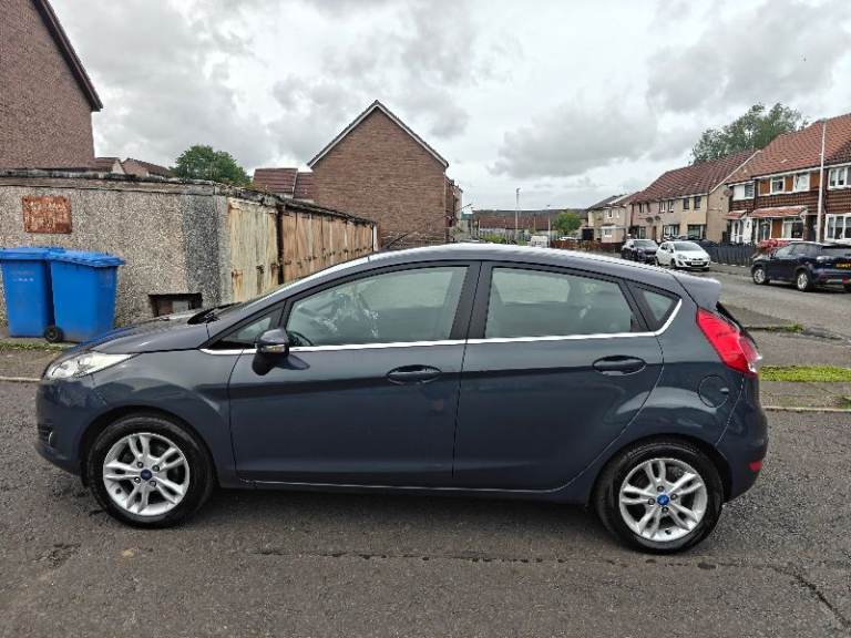 Ford, FIESTA, Hatchback, 2015, Manual, 1241 (cc), 5 doors