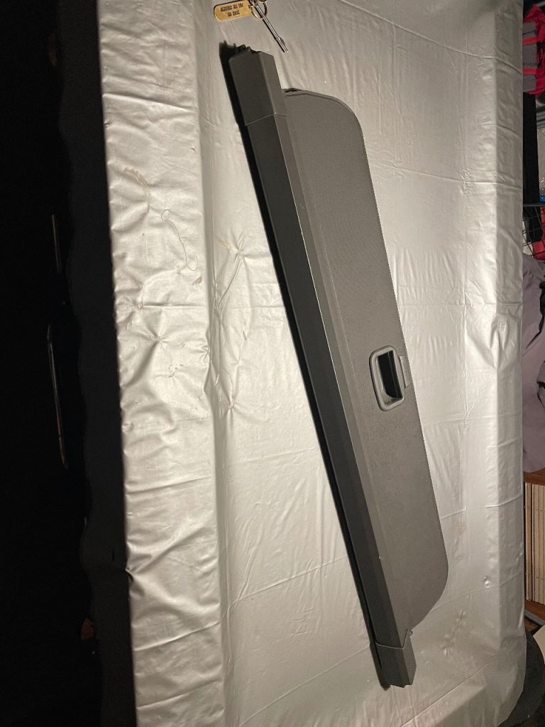 Ford kuga retractable boot cover