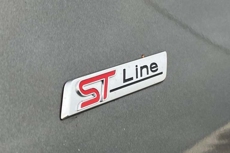 2022 Ford Puma 1.0 EcoBoost Hybrid mHEV ST-Line 5dr Manual Hatchback Petrol Manual