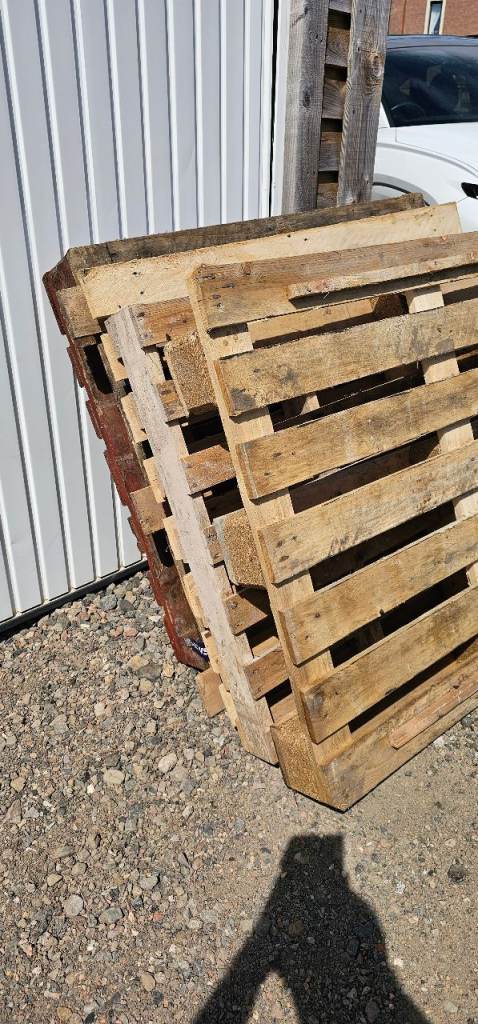 Pallets 
