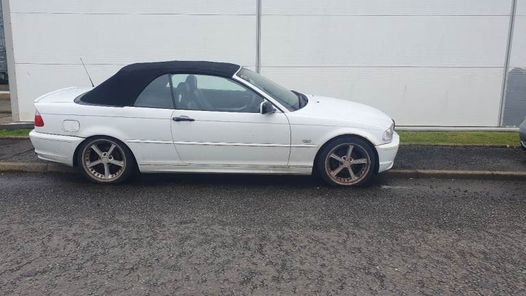 BMW E46 CONVERTIBLE BREAKING PARTS SPARES REPAIRS 