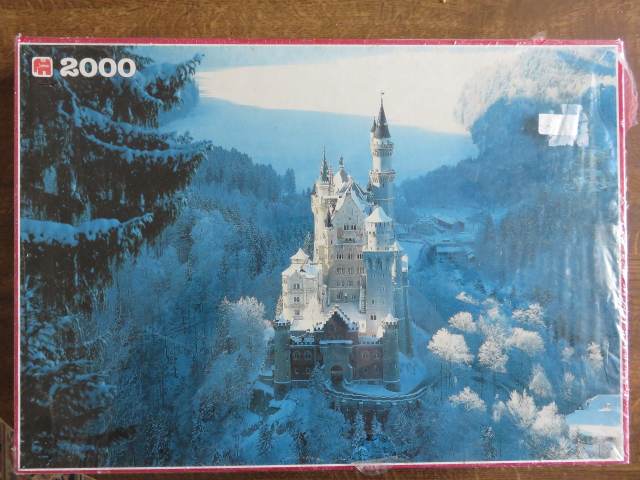 Schloss Neuschwanstein Deutschland. Winter castle. 2000 piece