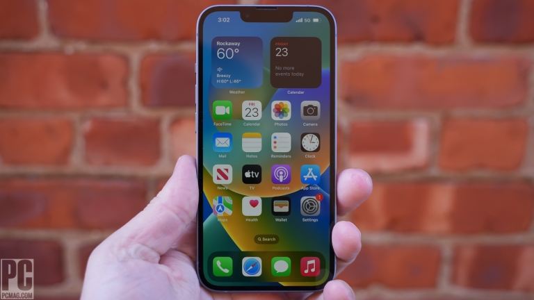 iPhone 14 white