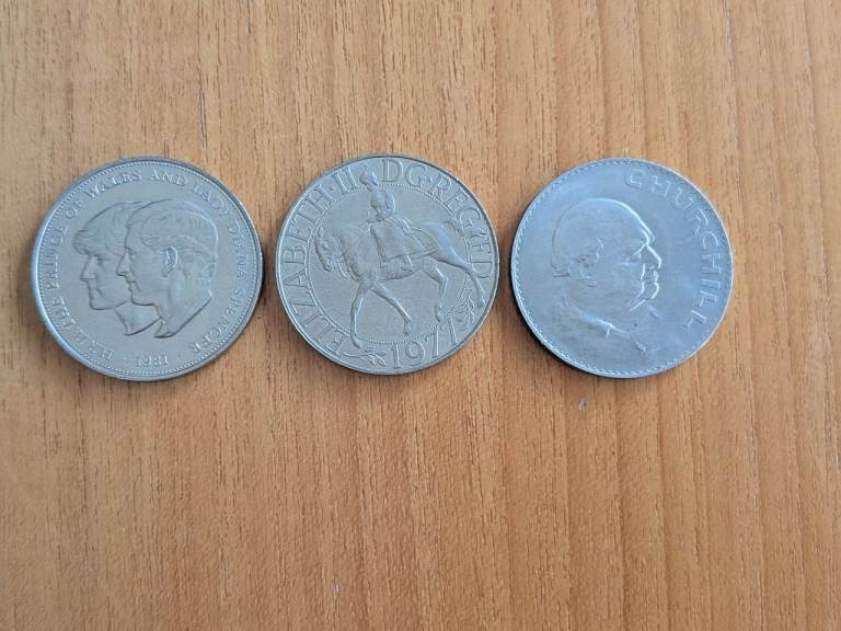 3 Uncirculated Commemorative UK coins