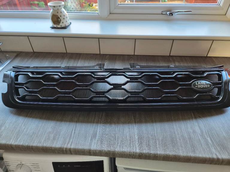 Range Rover Evoque Grill