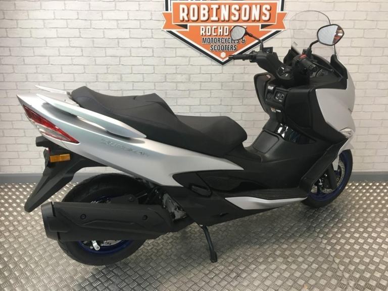 Suzuki AN400 Burgman choice of colours We want your business