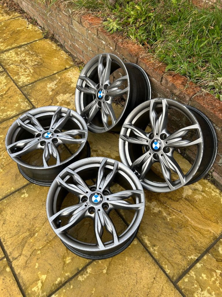 18 inch bmw 140/240i msport staggered alloys 
