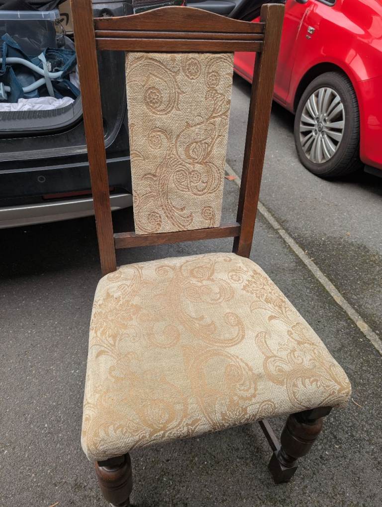 4 dining room chairs 
