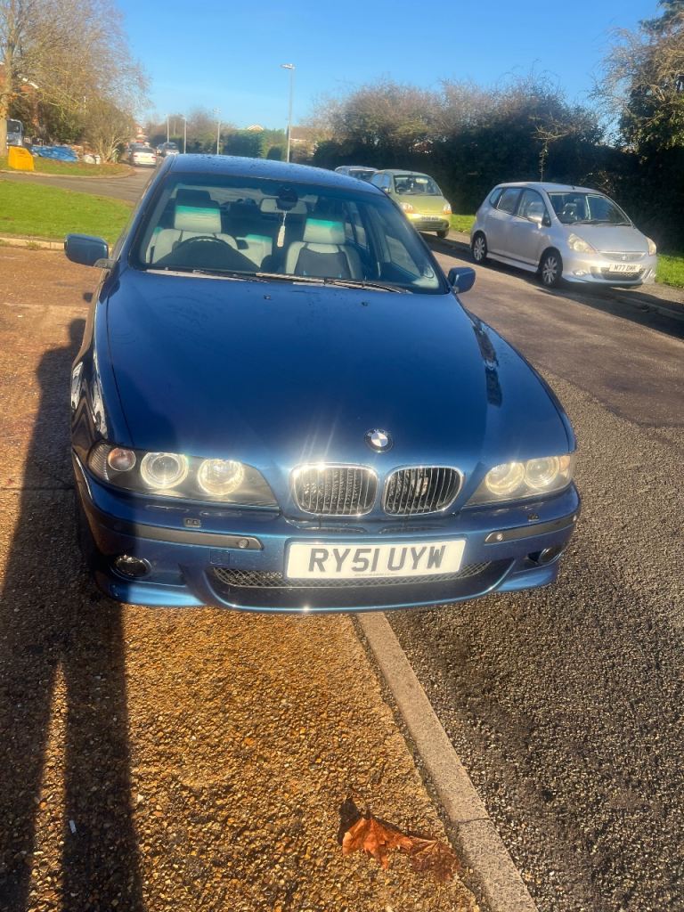 BMW, 530 Saloon, 2002,  2979 (cc), 4 doors