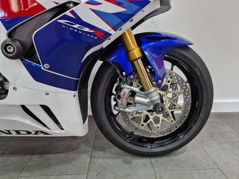 2024 Honda Fireblade CBR1000RRR SP, 30th Anniversary Edition, Warranty 06/26