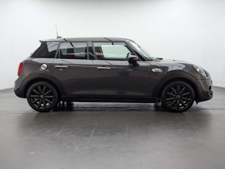 2020 MINI Hatch 2.0 Cooper S Classic Hatchback 5dr Petrol Manual Euro 6 (s/s) (192 ps) COMF HATCH...