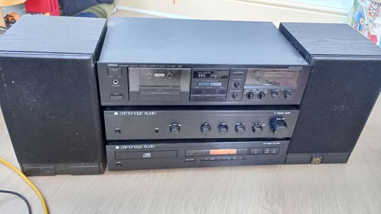 Cambridge Audio A1 / CD4 & Yamaha KX-300 Hi-Fi Stereo System