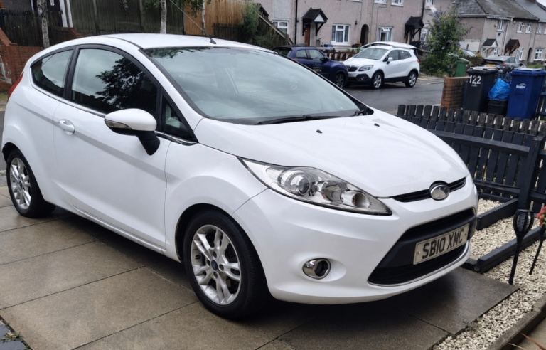 2010/10 FORD FIESTA 1.25 ZETEC PETROL