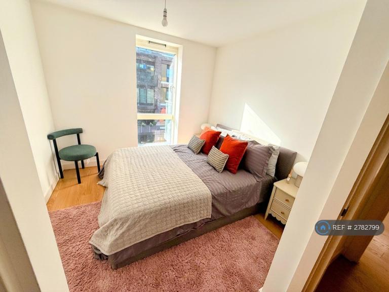 1 bedroom flat in Adana Building, London, SE13 (1 bed) (#2782799)