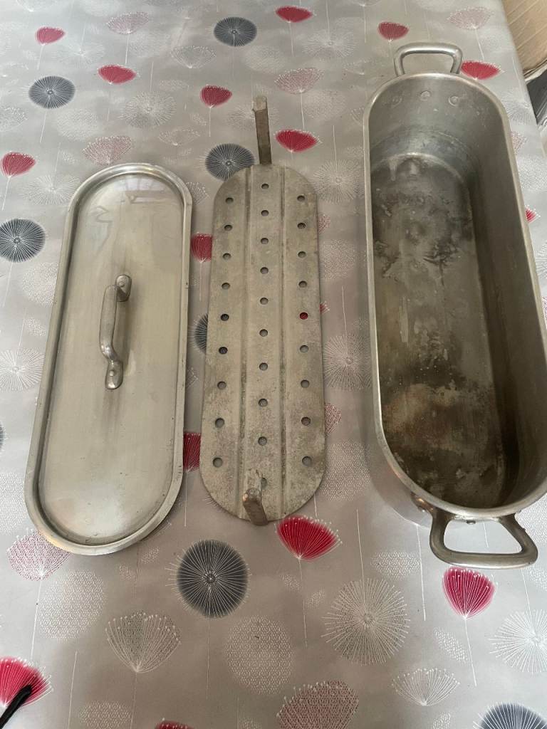 LARGE VINTAGE METAL FRENCH FISH POACHER/STEAMER / 3 PIECE 69cm LENGTH / DISPLAY OR USE