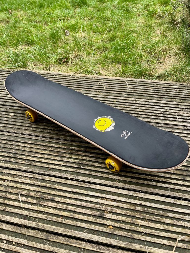 image for Cliché Kids Skateboard – Mr Happy 7’’