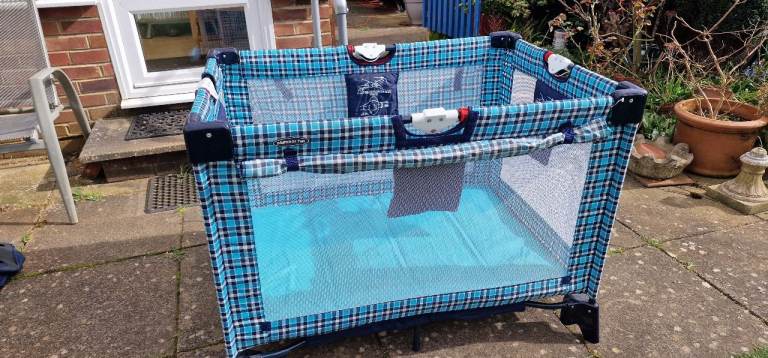 Baby Travel Playpen/Cot – Vgc Mothercare