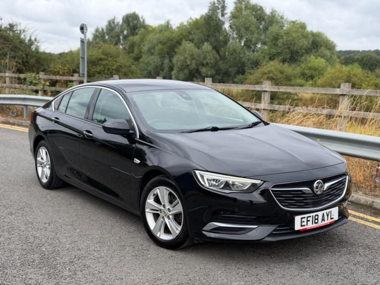 2018 Vauxhall Insignia 1.6 Turbo D ecoTec Tech Line Nav 5dr HATCHBACK Diesel Manual