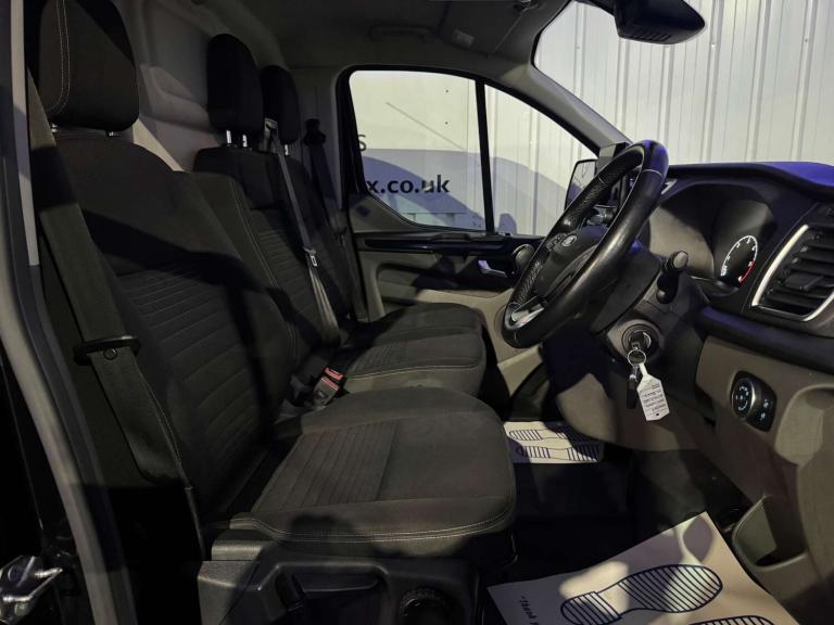 2022 Ford Transit Custom 2.0 Transit Custom 300 Limited EcoBlue 5dr Panel Van Diesel Manual
