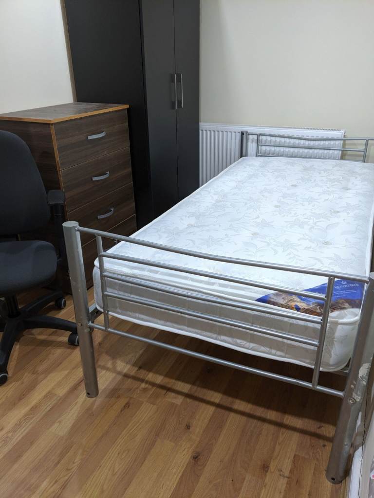 Lovely Room with Bills £600