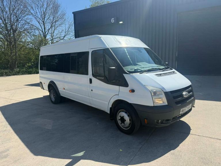 2008 Ford Transit Medium Roof 17 Seater TDCi 115ps NA Diesel Manual