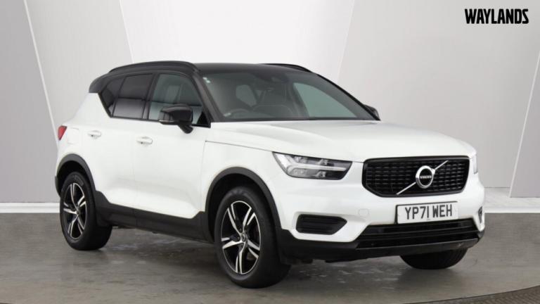 2022 Volvo XC40 R-Design, B4 mild hybrid Estate Petrol Automatic