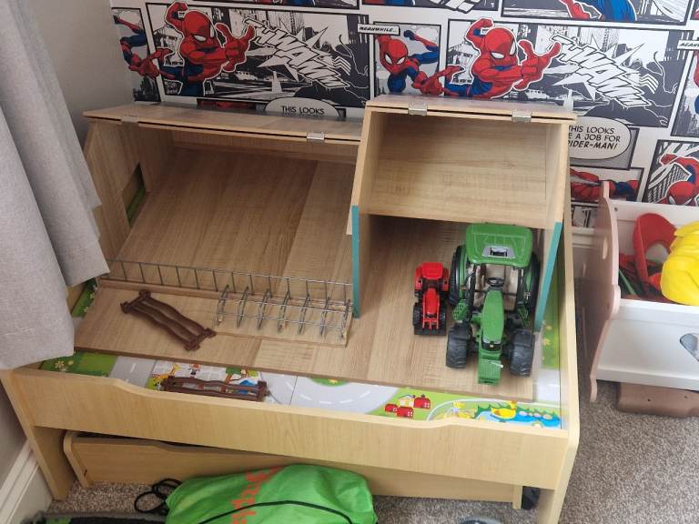Toy farm 