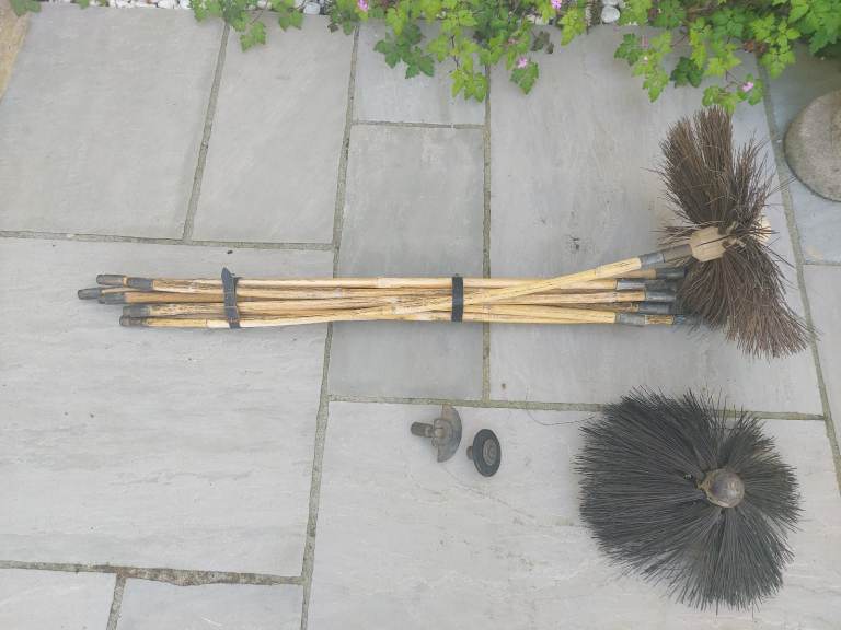 Telescopic chimney brush and drain rods