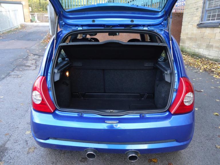 RENAULT CLIO 2.0 16v Renaultsport Blue Manual Petrol 2004
