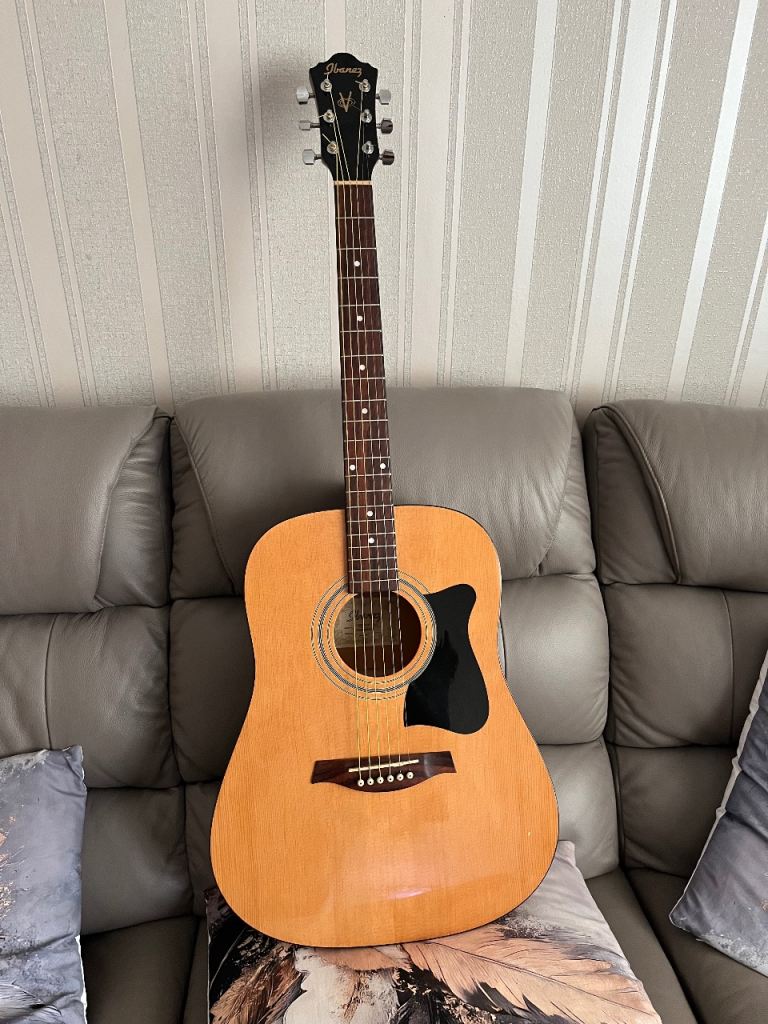 Ibanez V50NJP-NT Acoustic Guitar - Good Condition