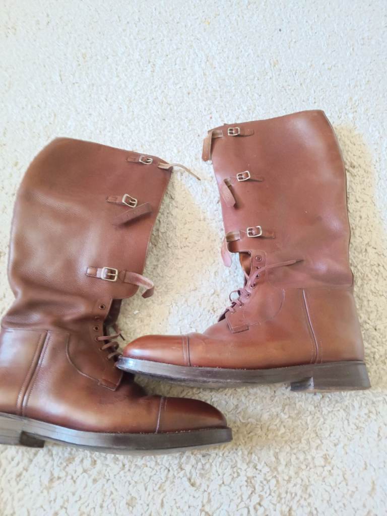VINTAGE LONG LEATHER RIDING BOOTS - MILITARY STYLE - F THURSTON & SON