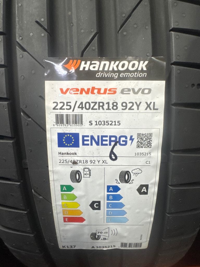 225/40/18 Hankook x2 for sale