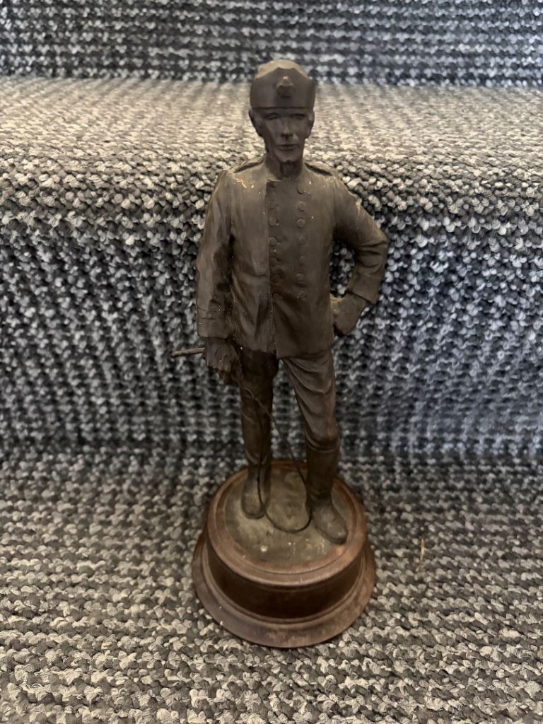 Vintage bronze Peter Hicks Associates Equestrian Statue