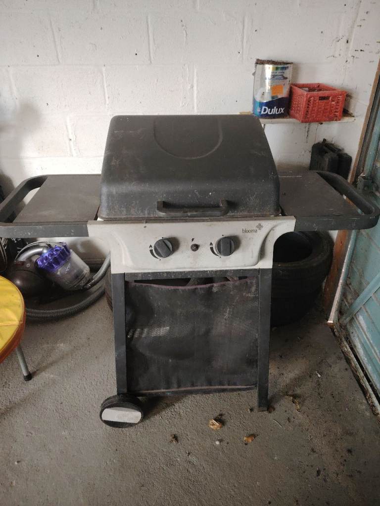Two Burner BBQ- Free To Good Home 