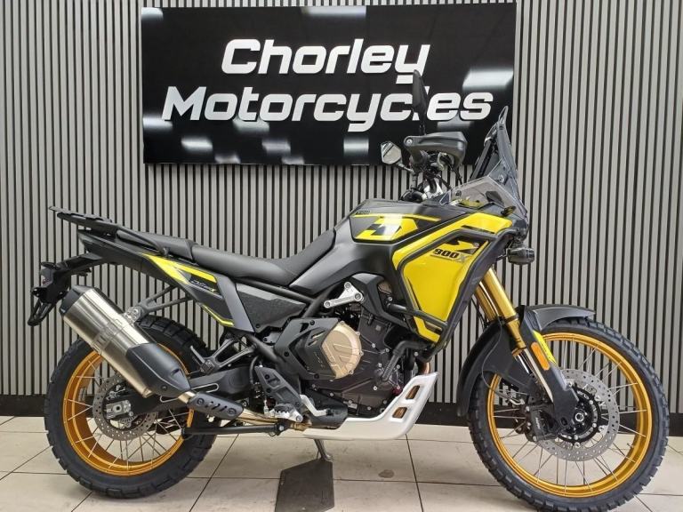 VOGE DS800X RALLY £299 3 part luggage offer,adventuro enduro off road