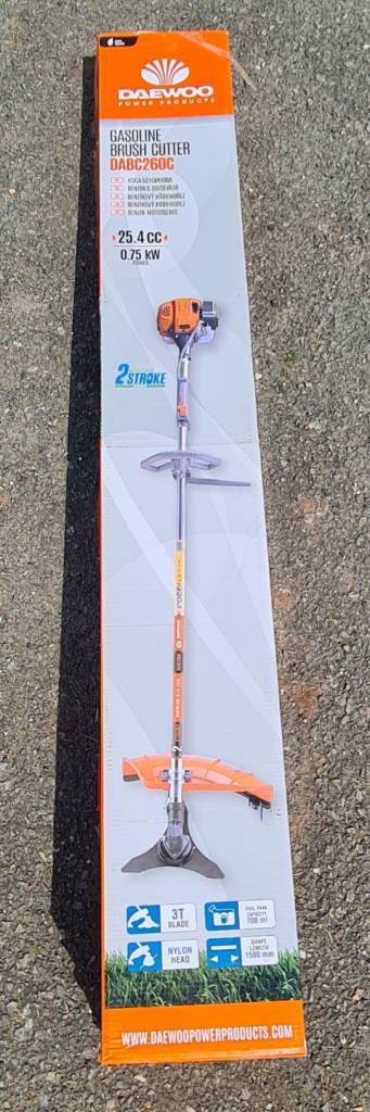 Daewoo petrol strimmer 
