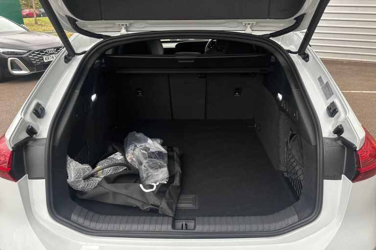 2025 Audi A6 370kW S6 Quattro 100kWh Launch Edition 5dr Auto Estate Electric Automatic