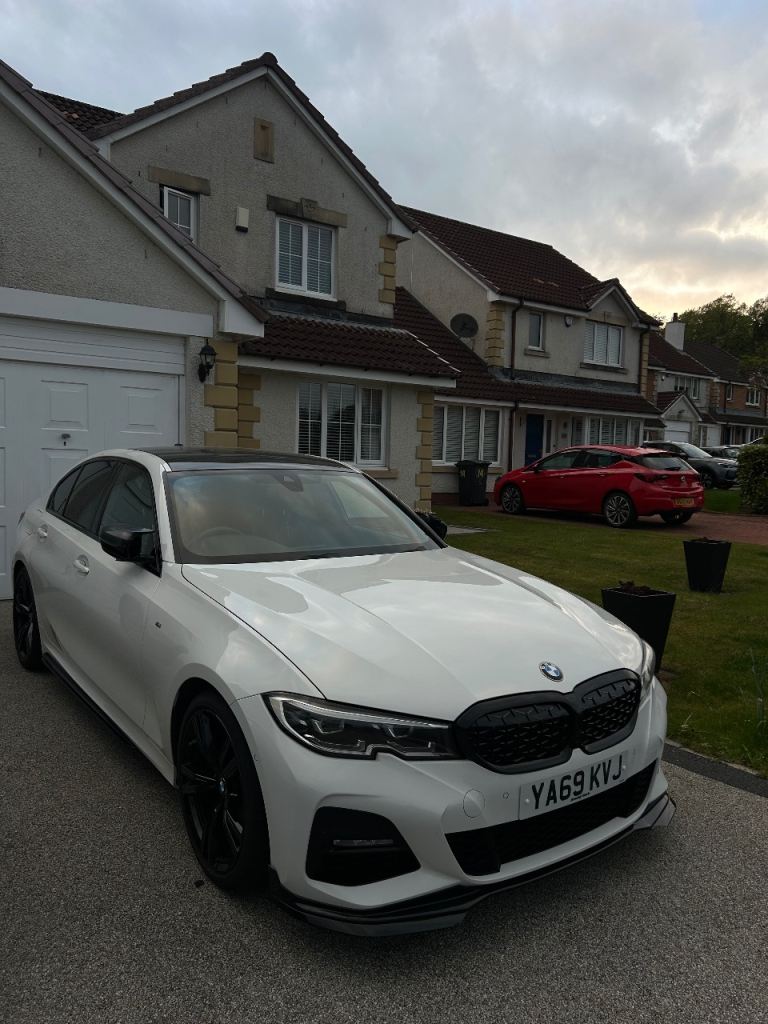 BMW 3 series SPORTS KIT+BLACK ROOF
