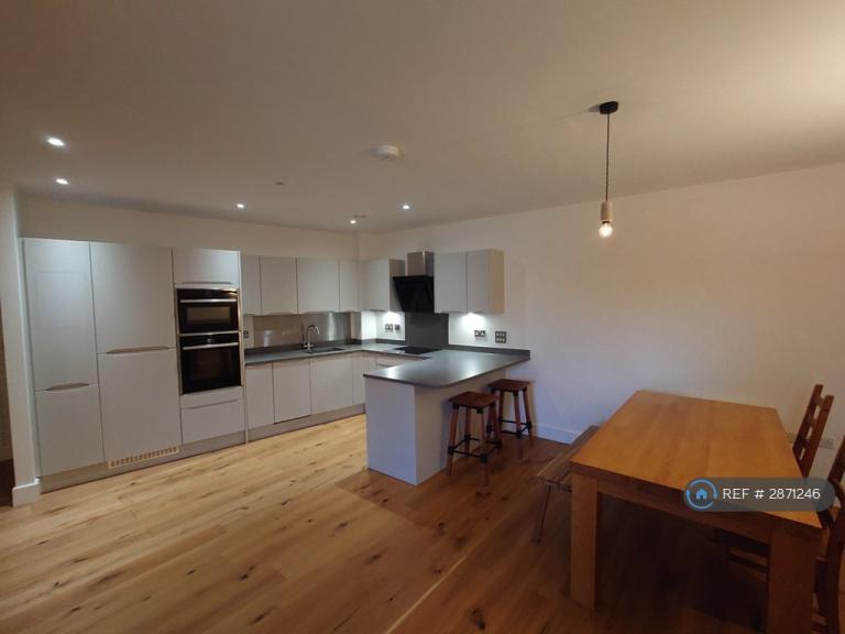 2 bedroom flat in Old Shoe Factory, Bristol, BS2 (2 bed) (#2871246)