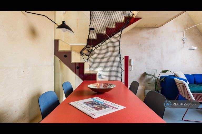 2 bedroom flat in Archway Road, London, N6 (2 bed) (#2701156)