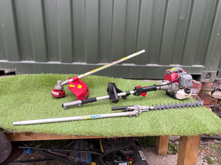 Petrol Multi Tool Set, Hedge Trimmer and Grass Trimmer. 