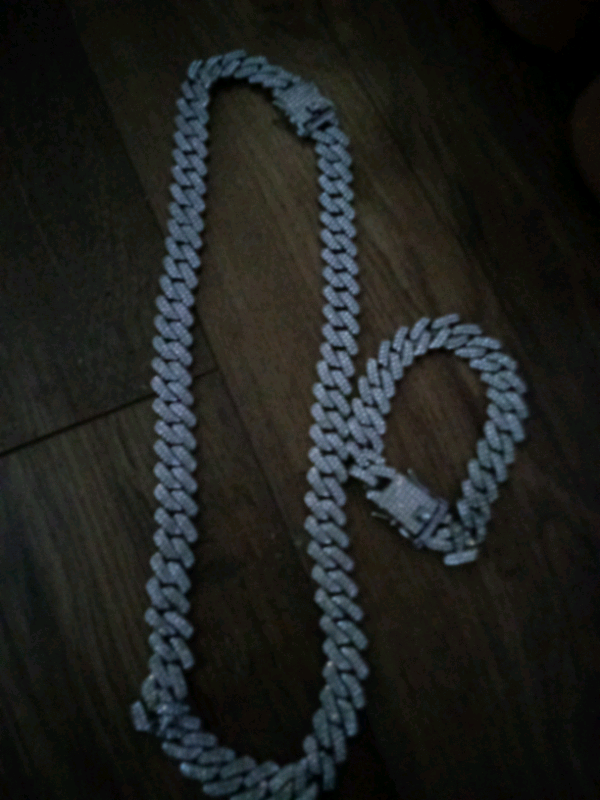 Necklace and bracelet for sale