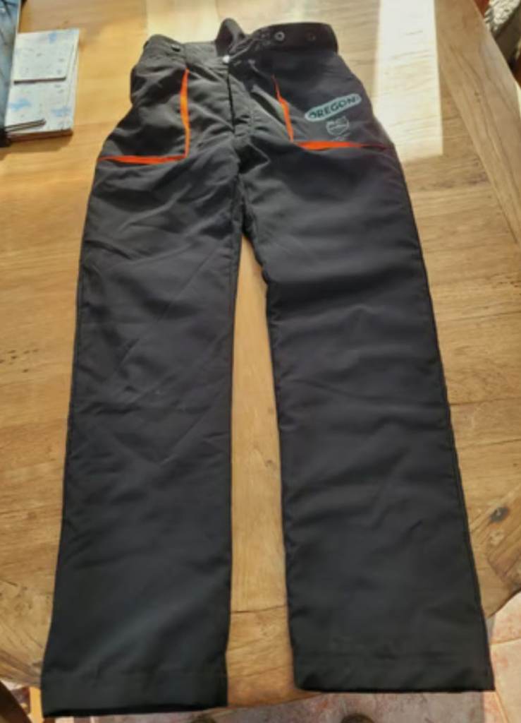 chainsaw trousers 34 long, nearly new