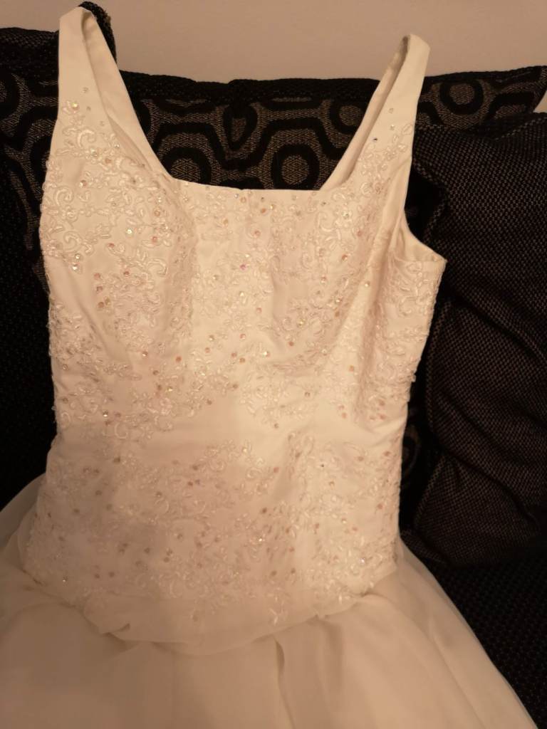 Ivory wedding dress 