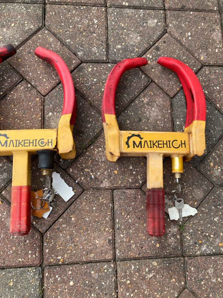 Pair of Wheel clamps 