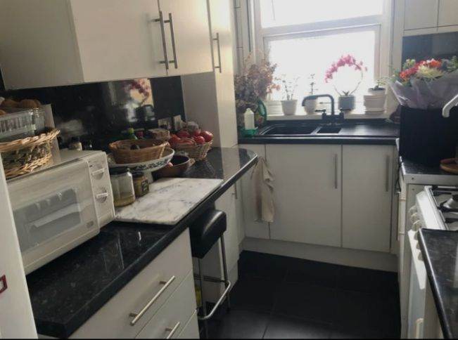 SWAP ONE BEDROOM FLAT FOR ONE BEDROOM FLAT