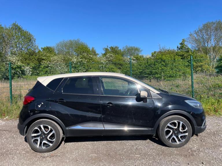 RENAULT CAPTUR 1.5 DCI SIGNATURE 15 REG BLACK 5 DOOR MOT MARCH 5TH 2027 TAX £20 SERVICE HISTORY 