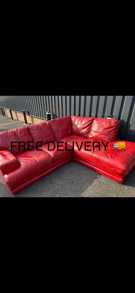 RED CORNER SOFA 2PC-EX SAMPLE SHOW DISPLAY FREE DELIVERED