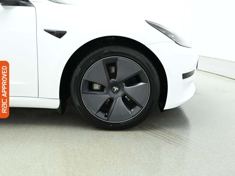 2021 Tesla Model 3 Standard Range Plus Saloon 4dr Electric Auto RWD (241 bhp) Saloon ELECTRIC Aut...