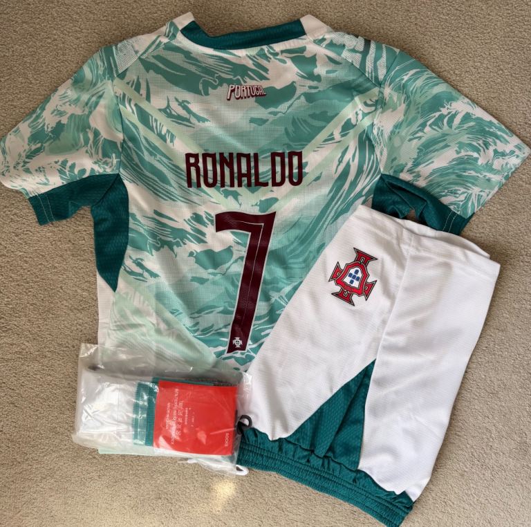 Ronaldo Football Kit (Shirt & Shorts) – Kids Sizes 3-13 years New